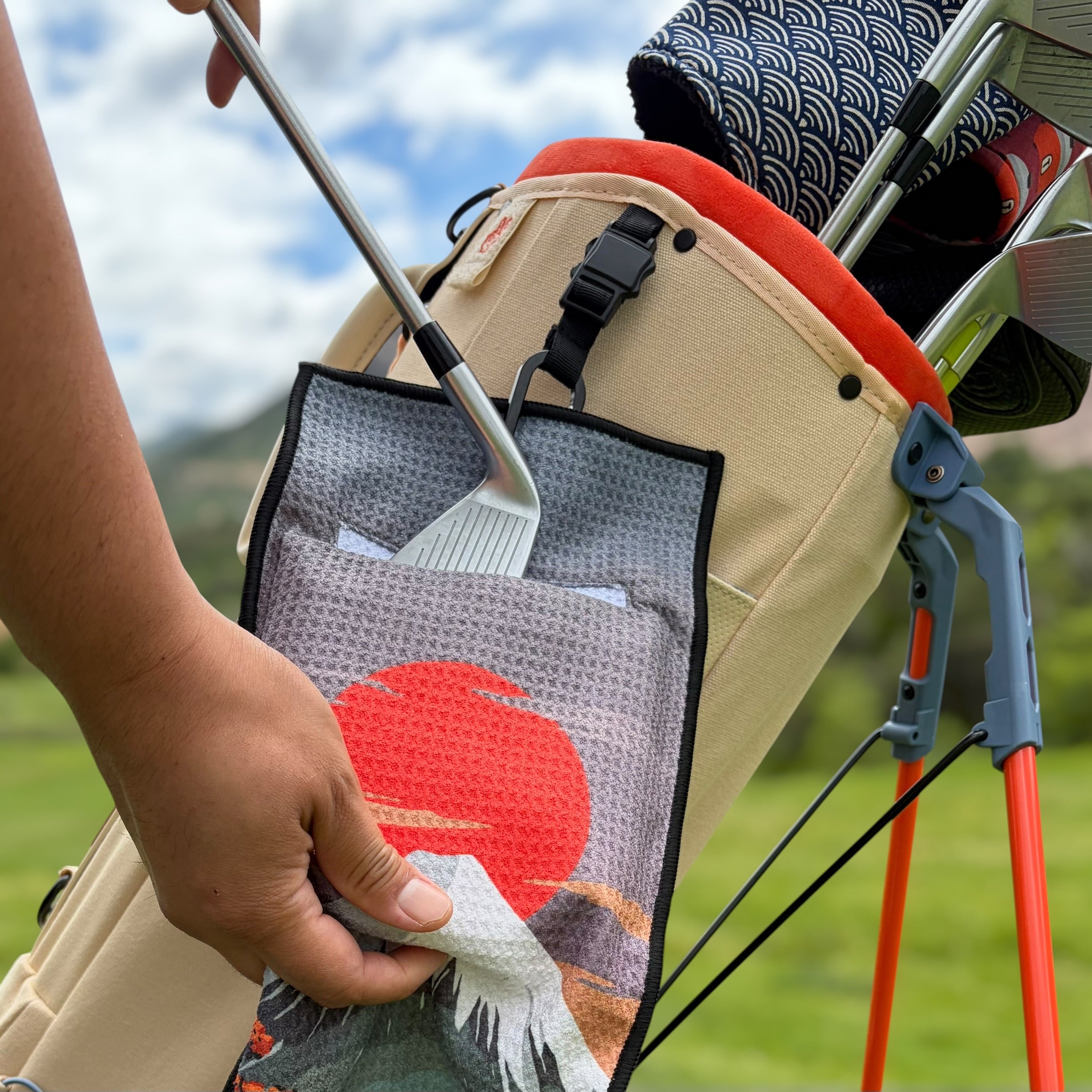 Snowcap Utility Towel